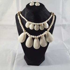 Mint Collection Ivory Beaded Statement Necklace